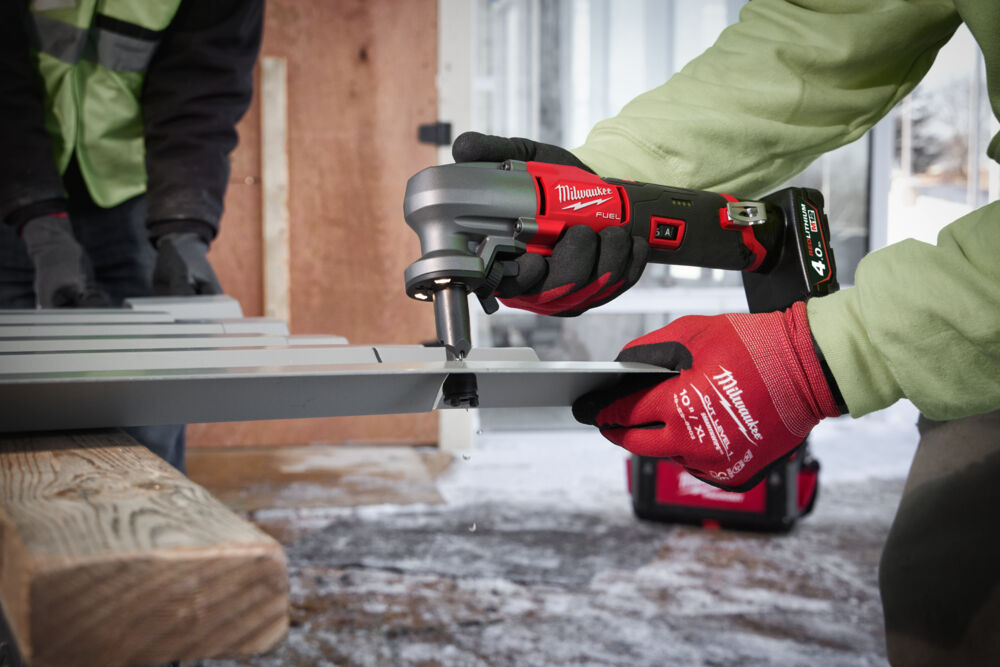 Аккумуляторные ножницы по металлу Milwaukee M12 FNB16-402X — изображение 2