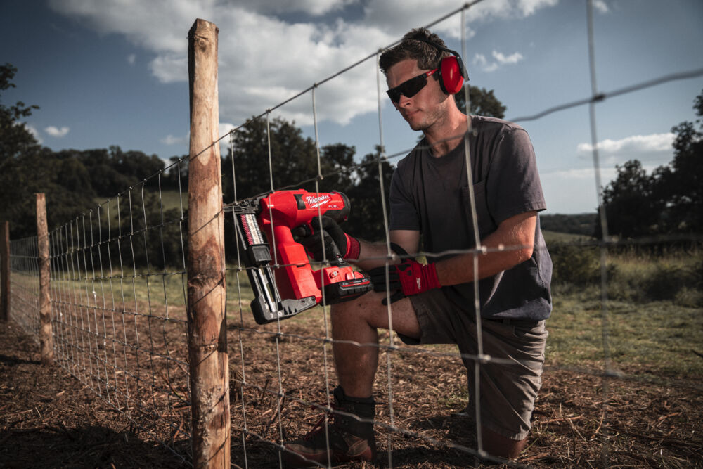 Аккумуляторный степлер Milwaukee M18 FFUS-0C — изображение 12
